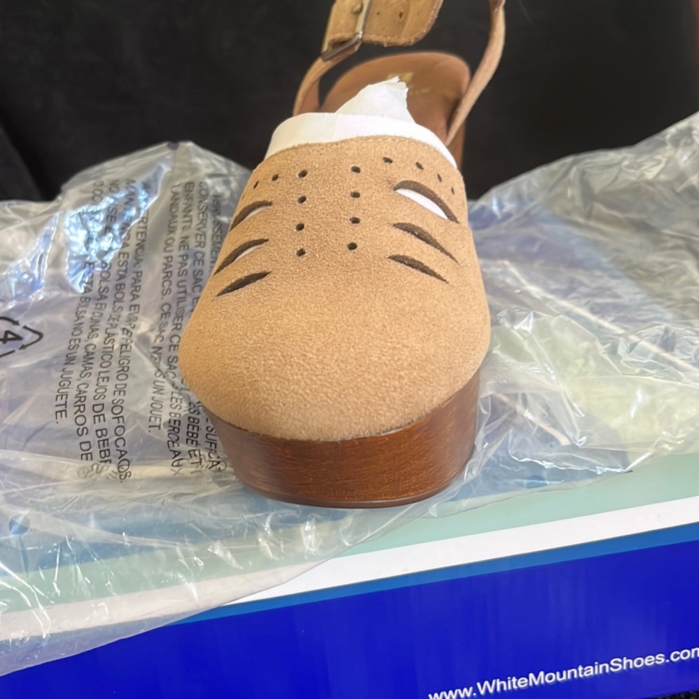 Brand new clogs